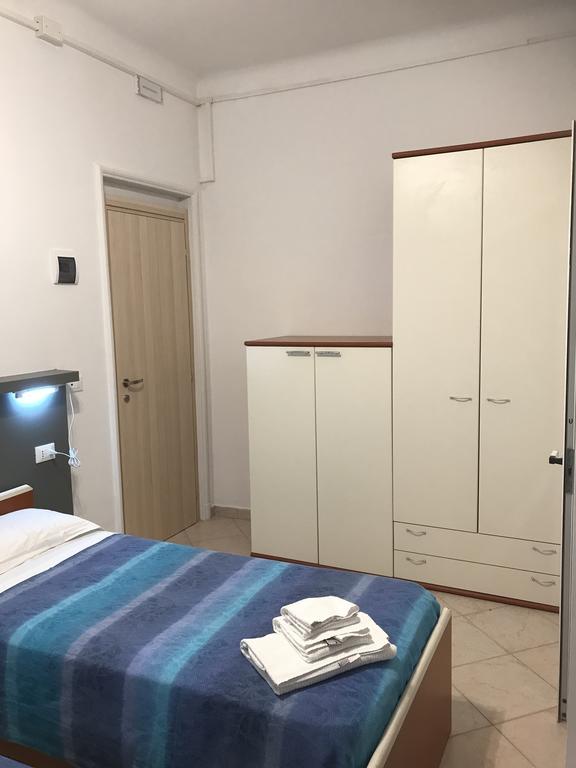 Albergo Chiara Savignone Екстер'єр фото
